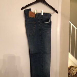 Levi 502 5 pocket jean